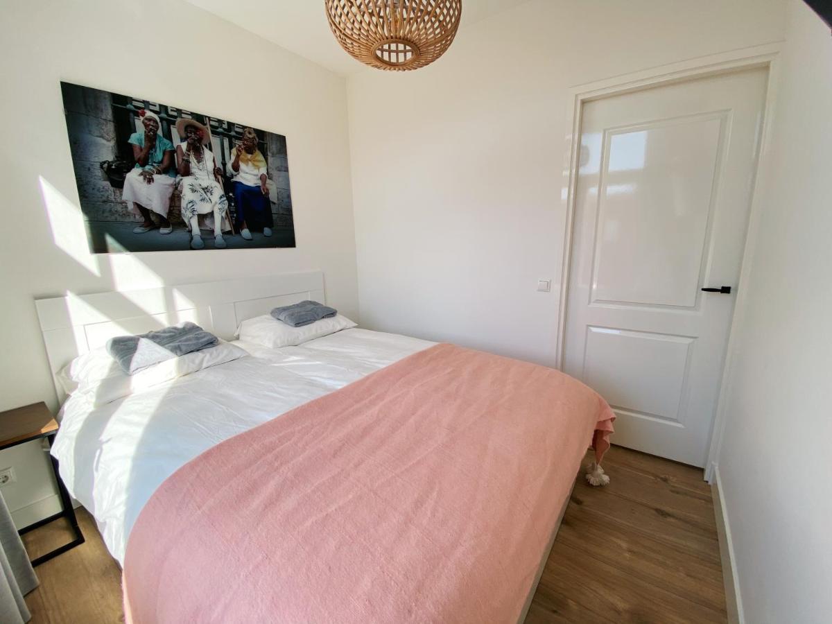 Luxurious Historical Loft Close To The Beach!! 瓦瑟纳尔 外观 照片